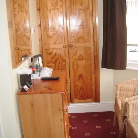 Guest house Linden York