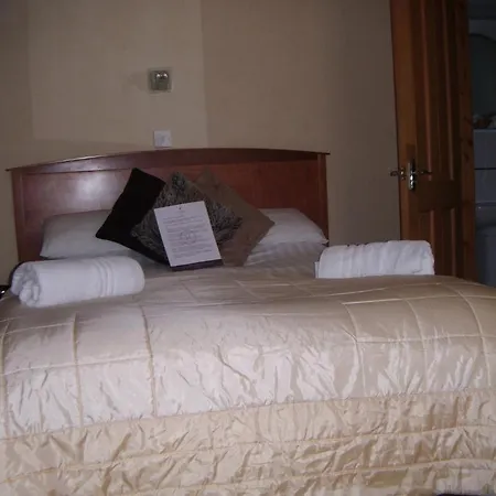 Linden Guest house 4*