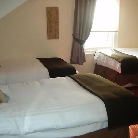 Guest house Linden York