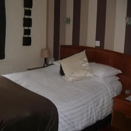 Linden 4* York